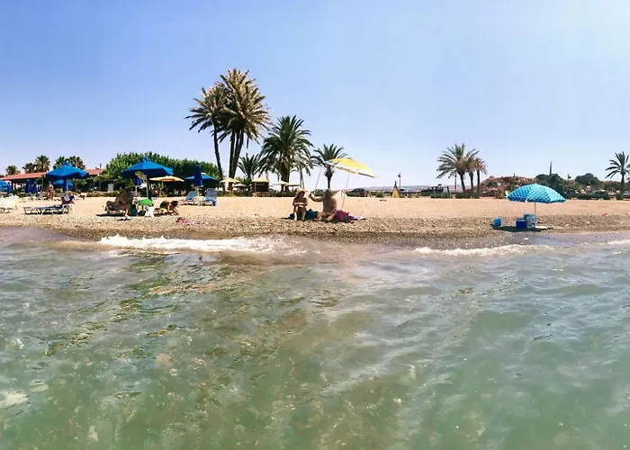 Seafront Escape In Latchi