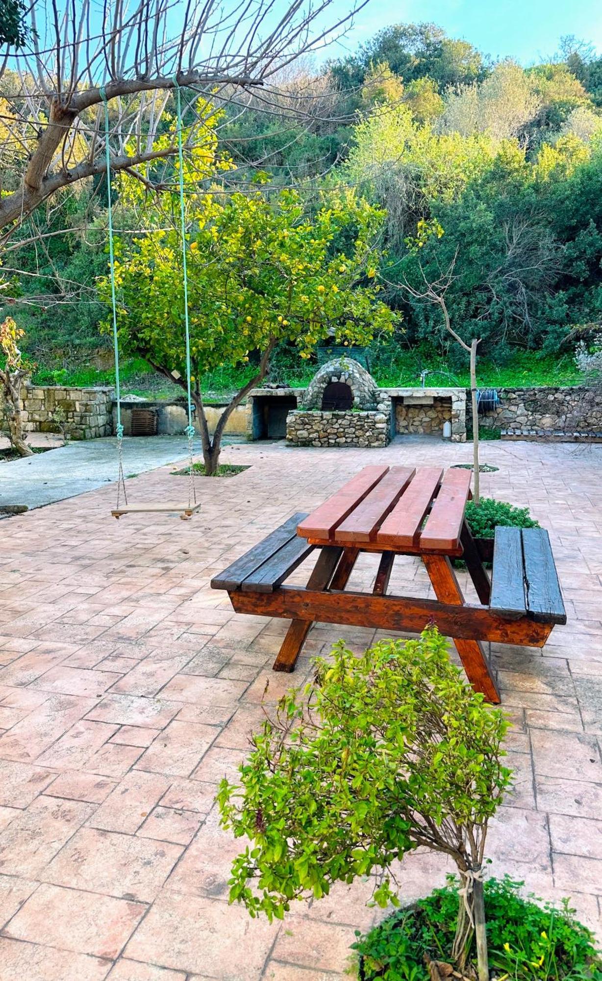 Apartment Seafront Escape In Latchi Polis